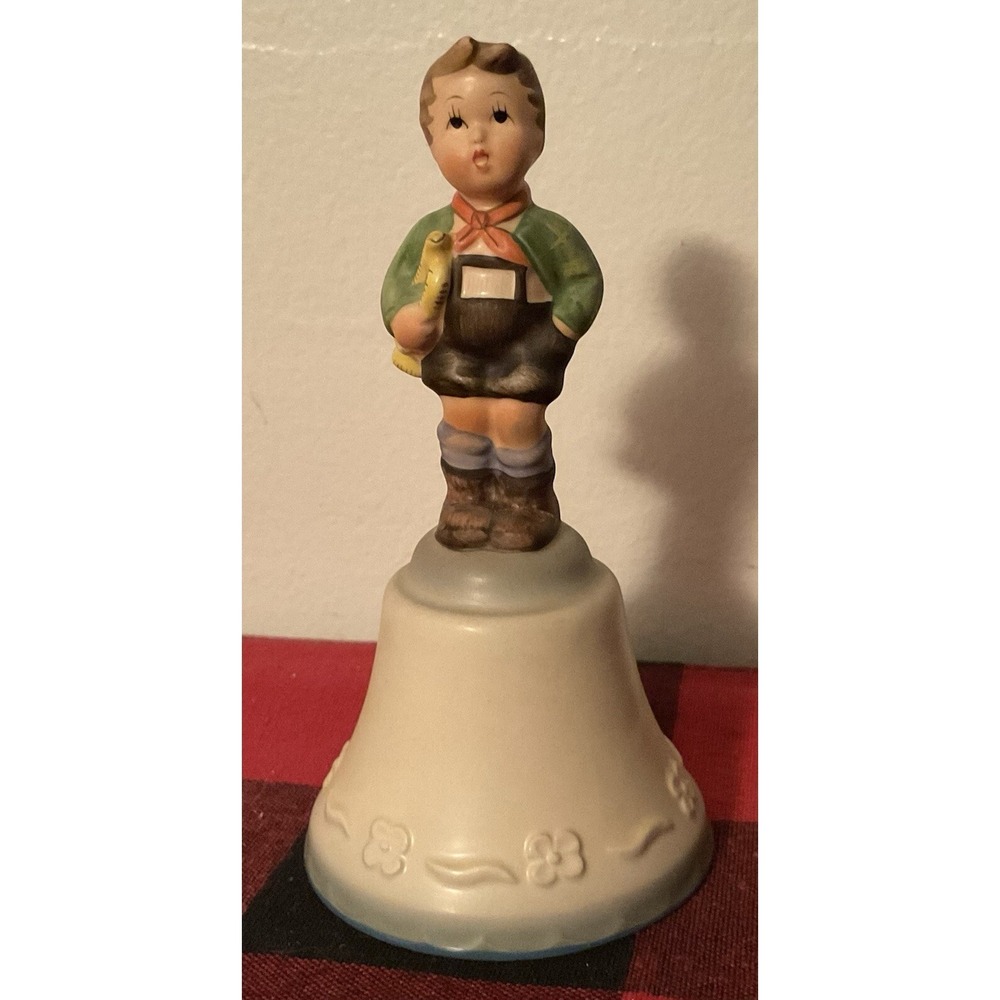 1984‎ Schmid Hummel Bell First Annual Statuette "Hark The Herald" Trumpet Boy